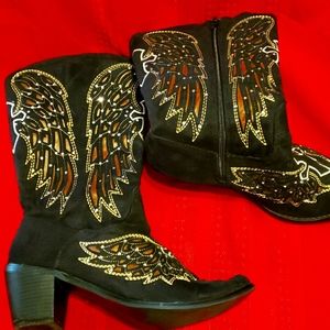 Angel Cross black western vegan boots size 8